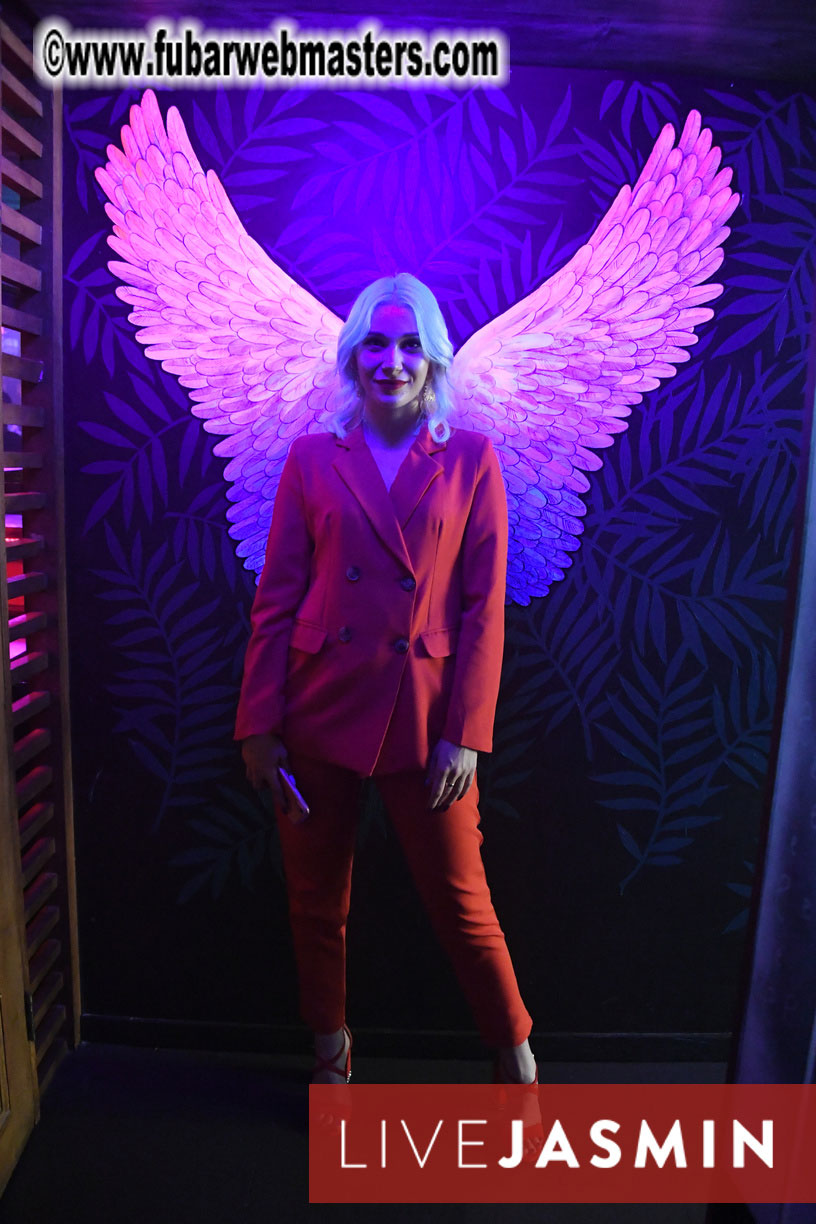 Tropical Paradise Party 