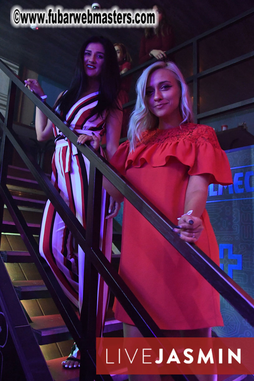 Tropical Paradise Party 