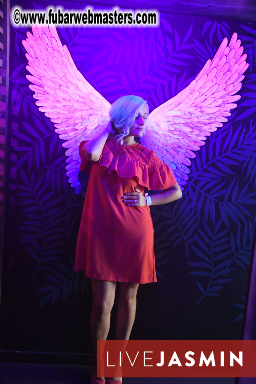 Tropical Paradise Party 