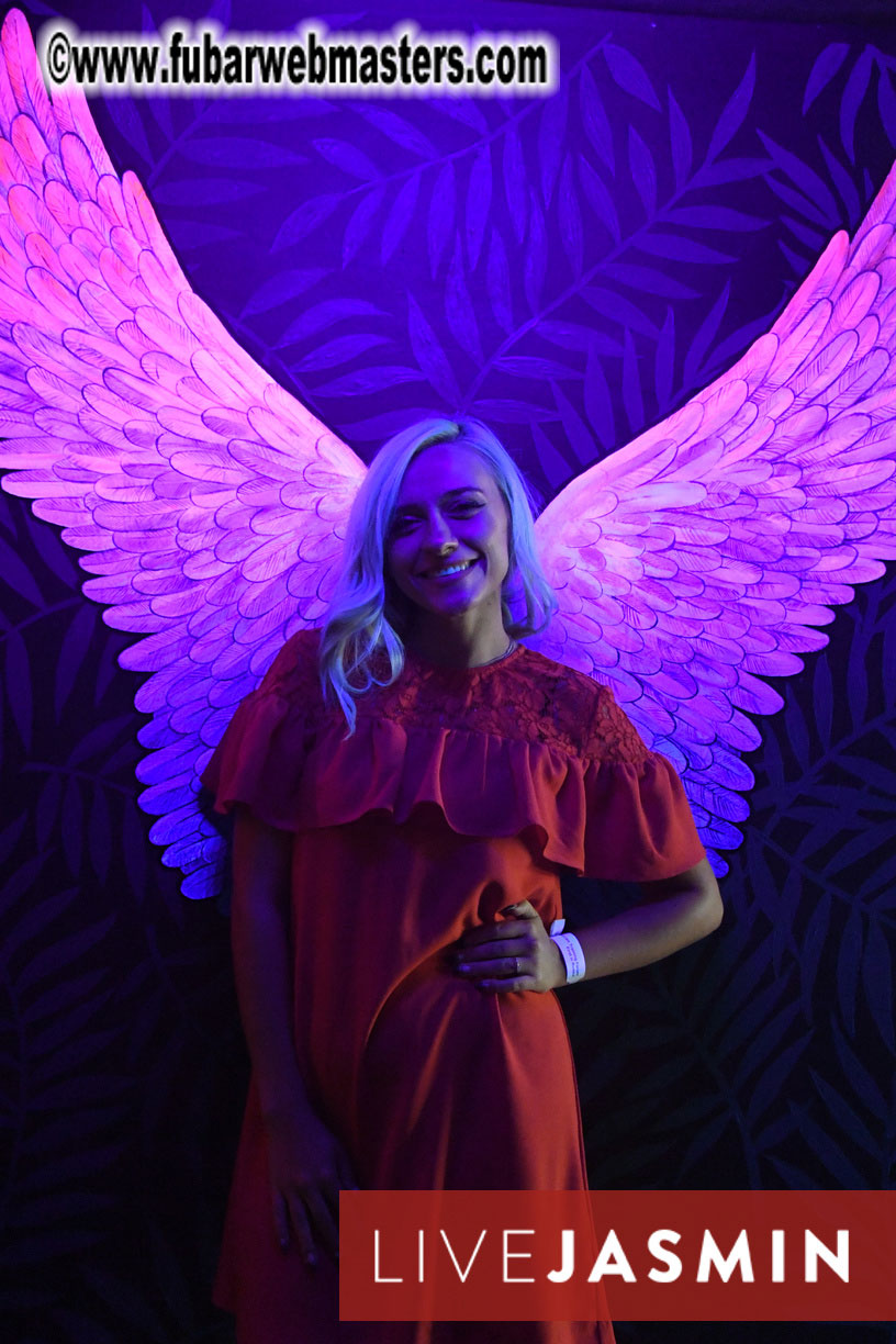 Tropical Paradise Party 