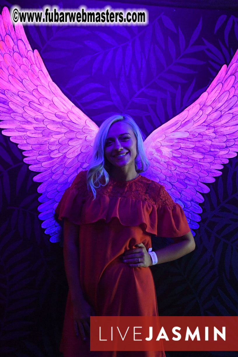 Tropical Paradise Party 