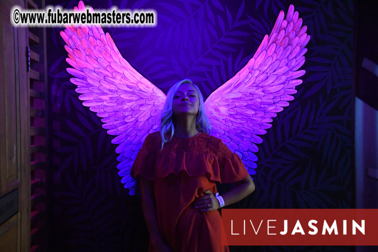 Tropical Paradise Party 