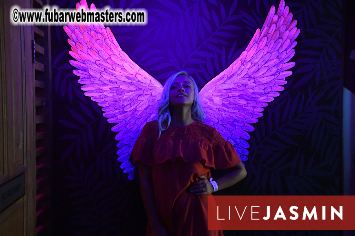 Tropical Paradise Party 