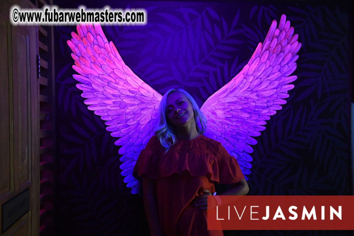 Tropical Paradise Party 