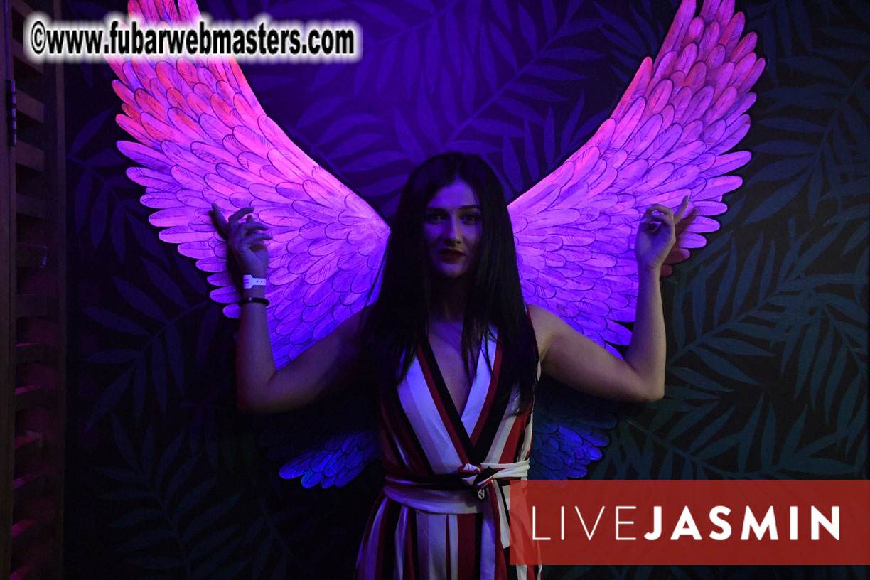 Tropical Paradise Party 