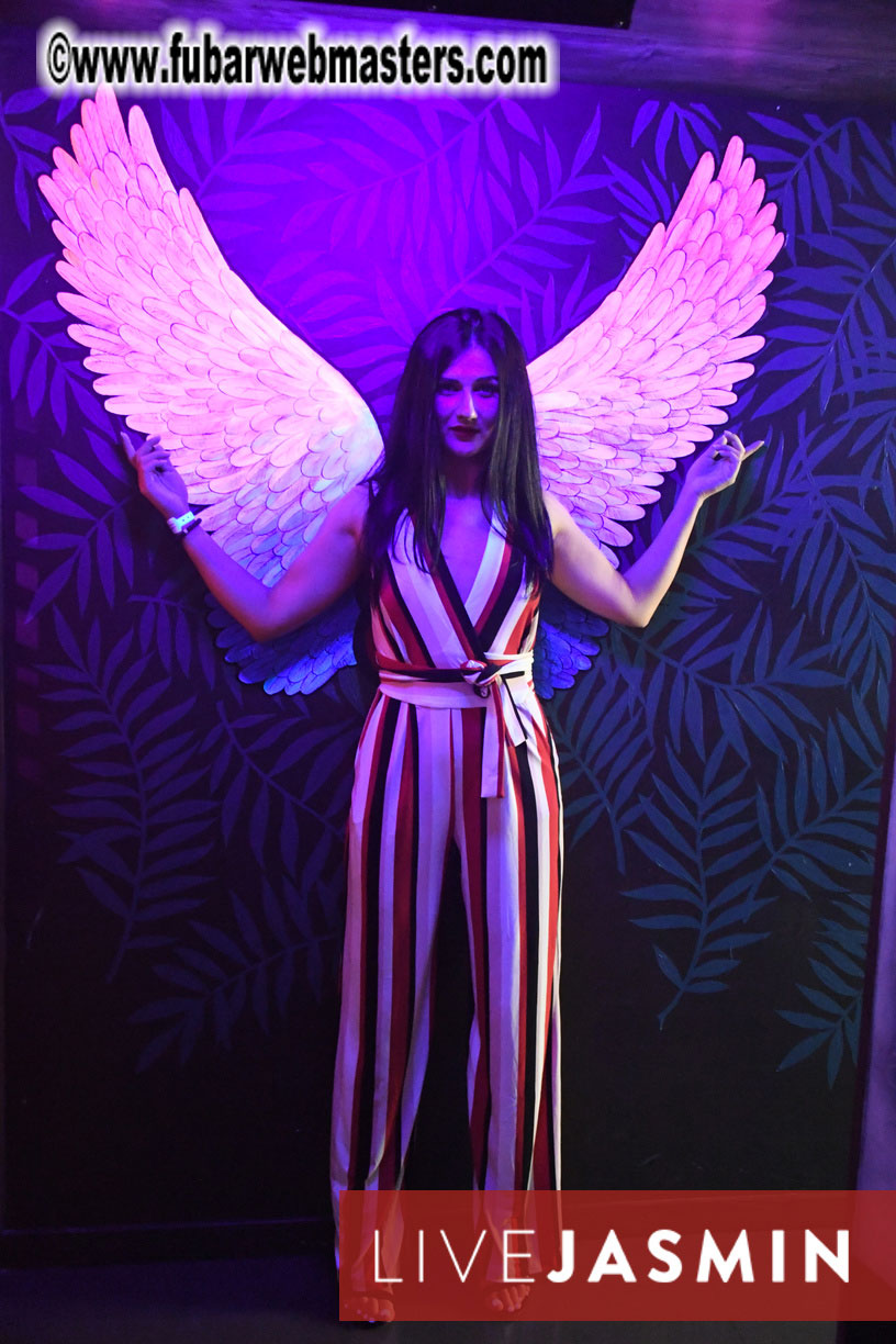 Tropical Paradise Party 