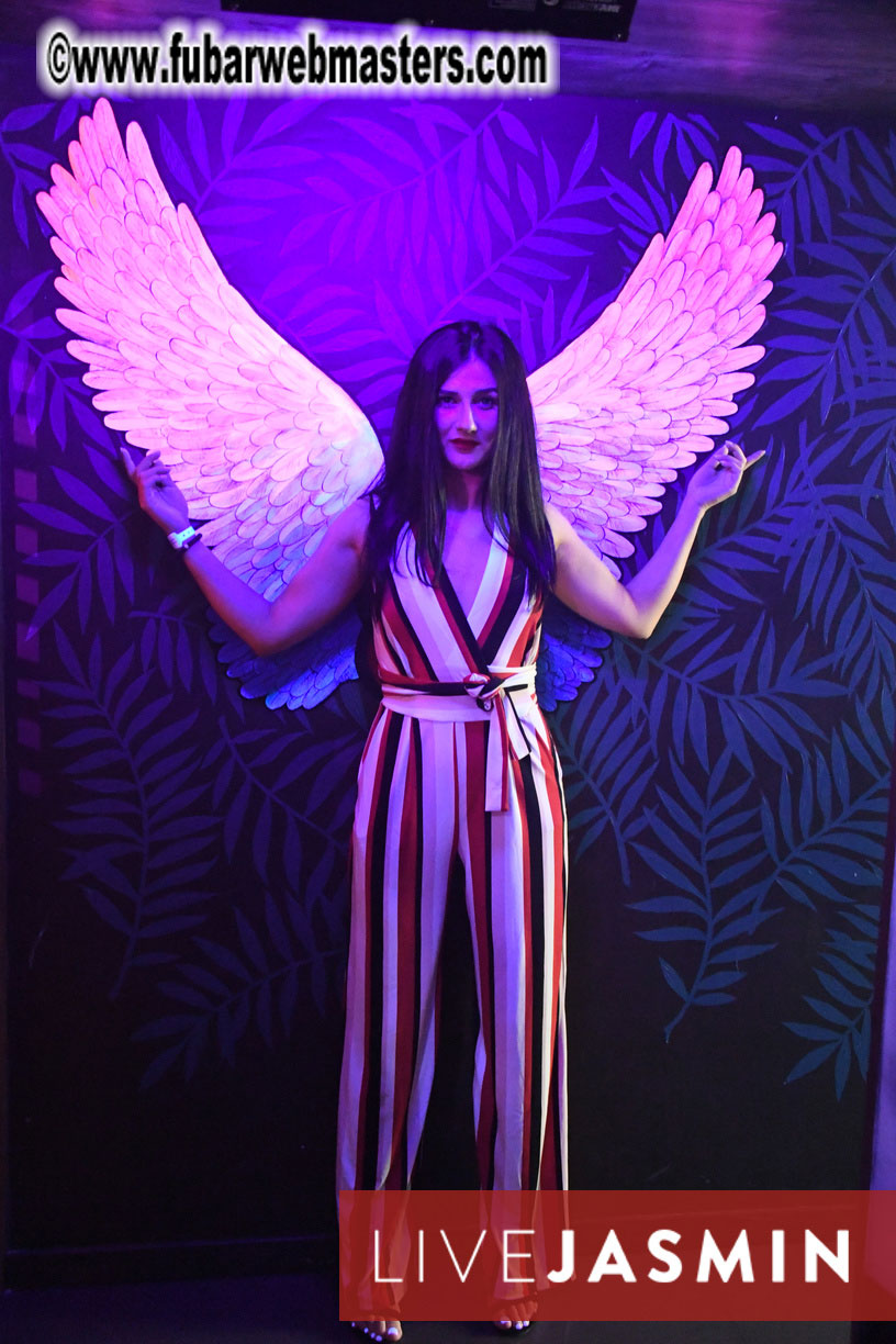 Tropical Paradise Party 