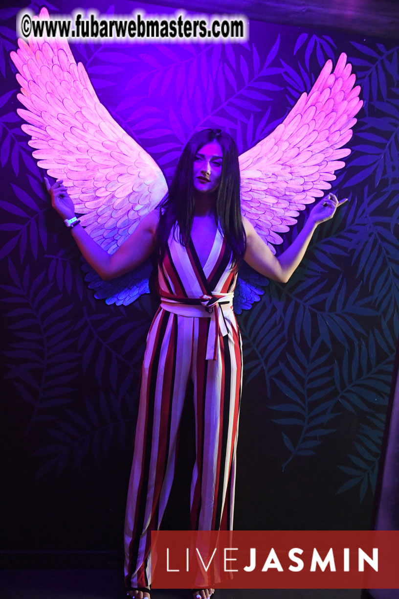 Tropical Paradise Party 