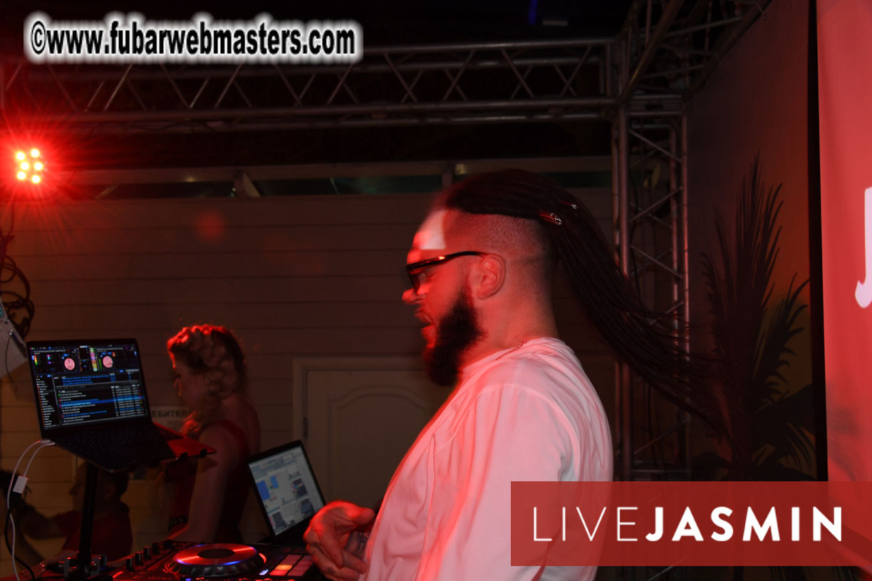 Tropical Paradise Party 