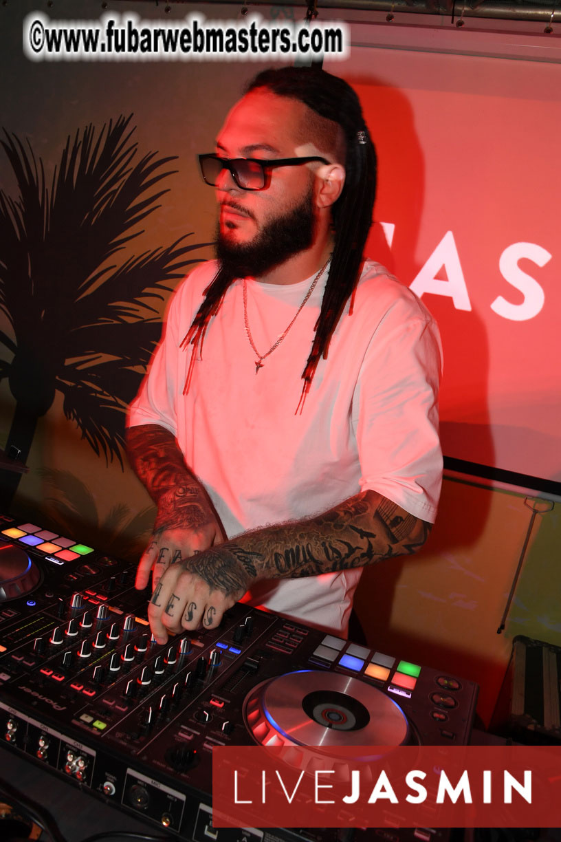 Tropical Paradise Party 