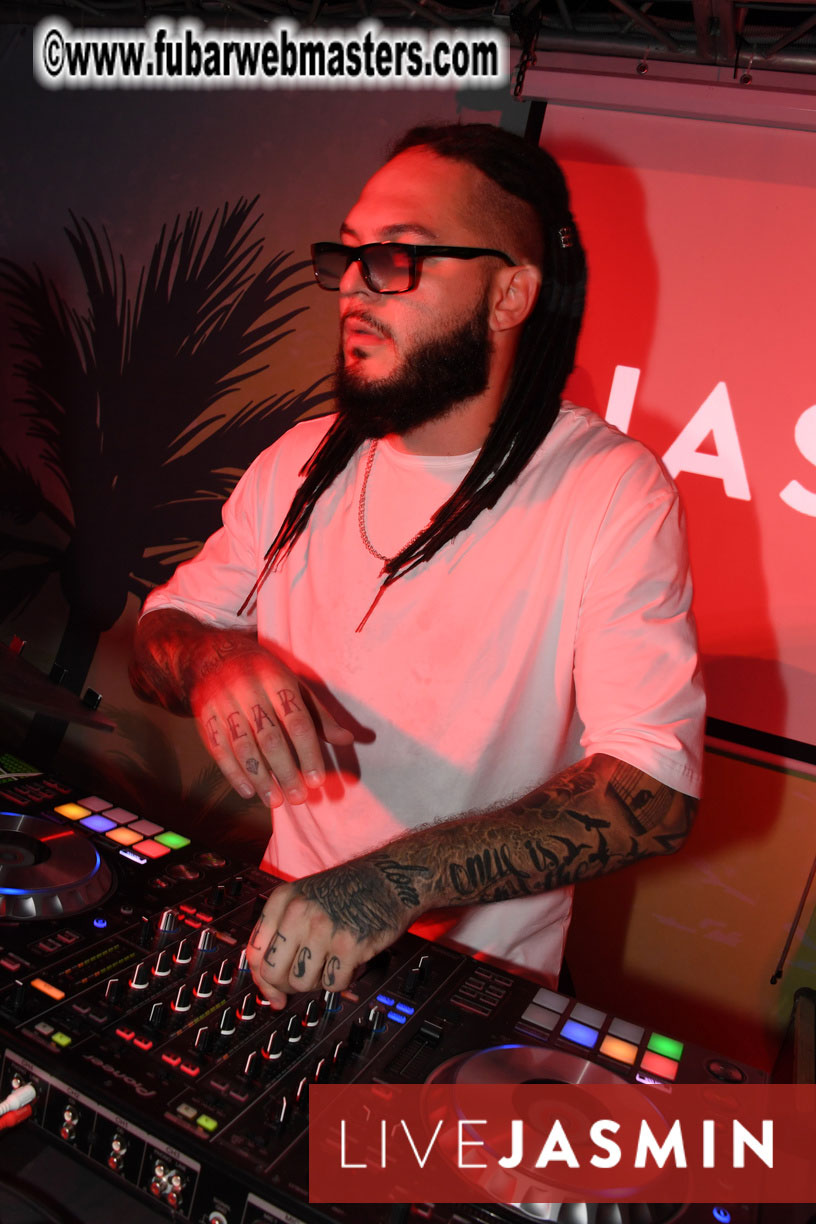 Tropical Paradise Party 