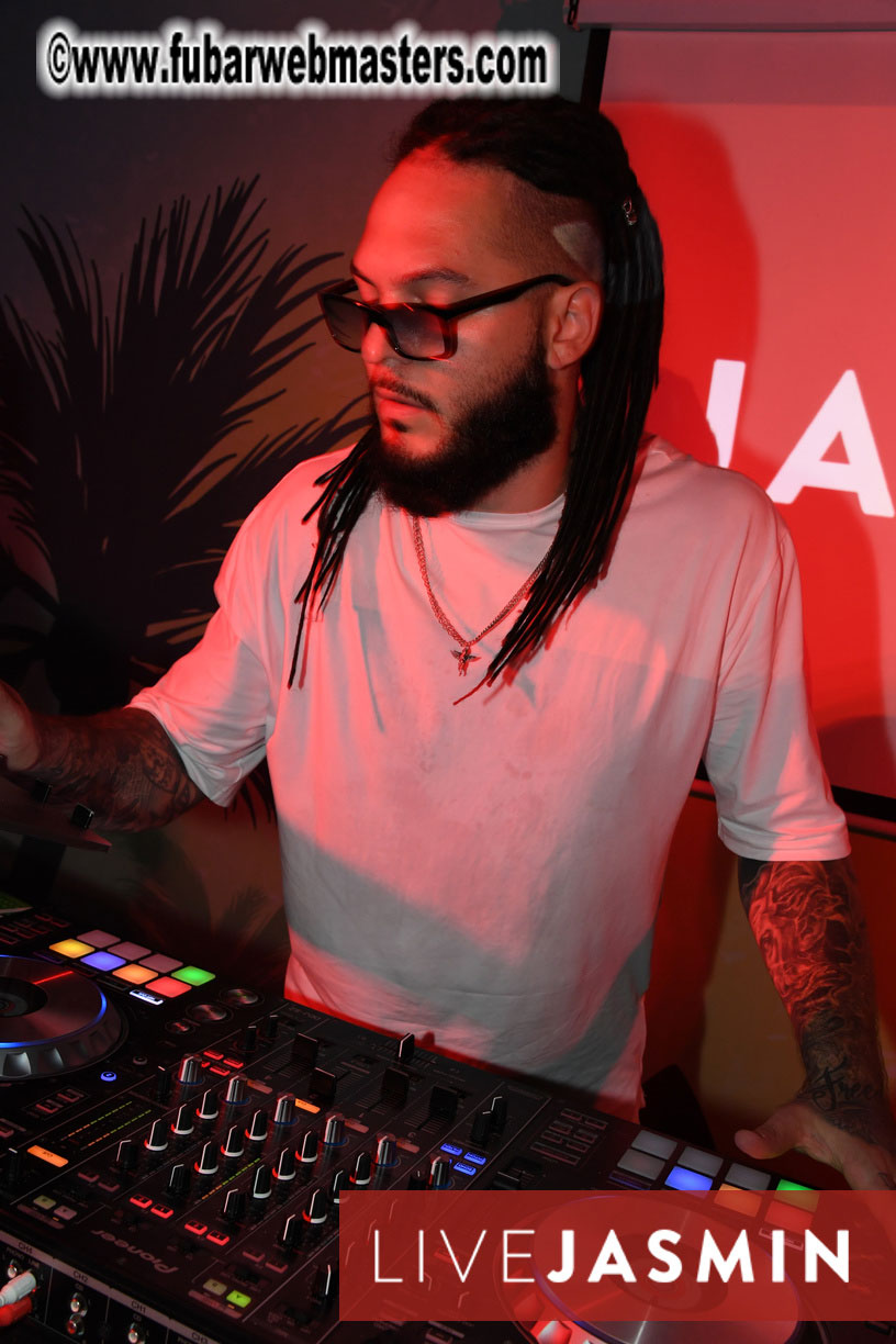 Tropical Paradise Party 