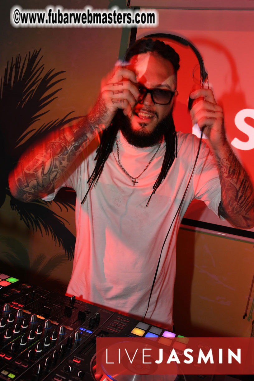 Tropical Paradise Party 