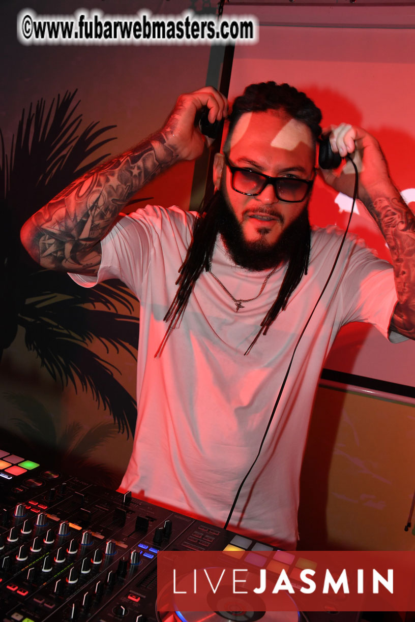 Tropical Paradise Party 