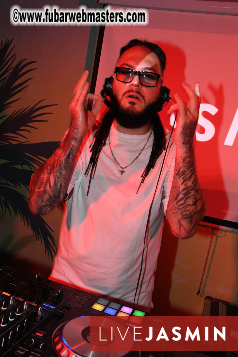 Tropical Paradise Party 