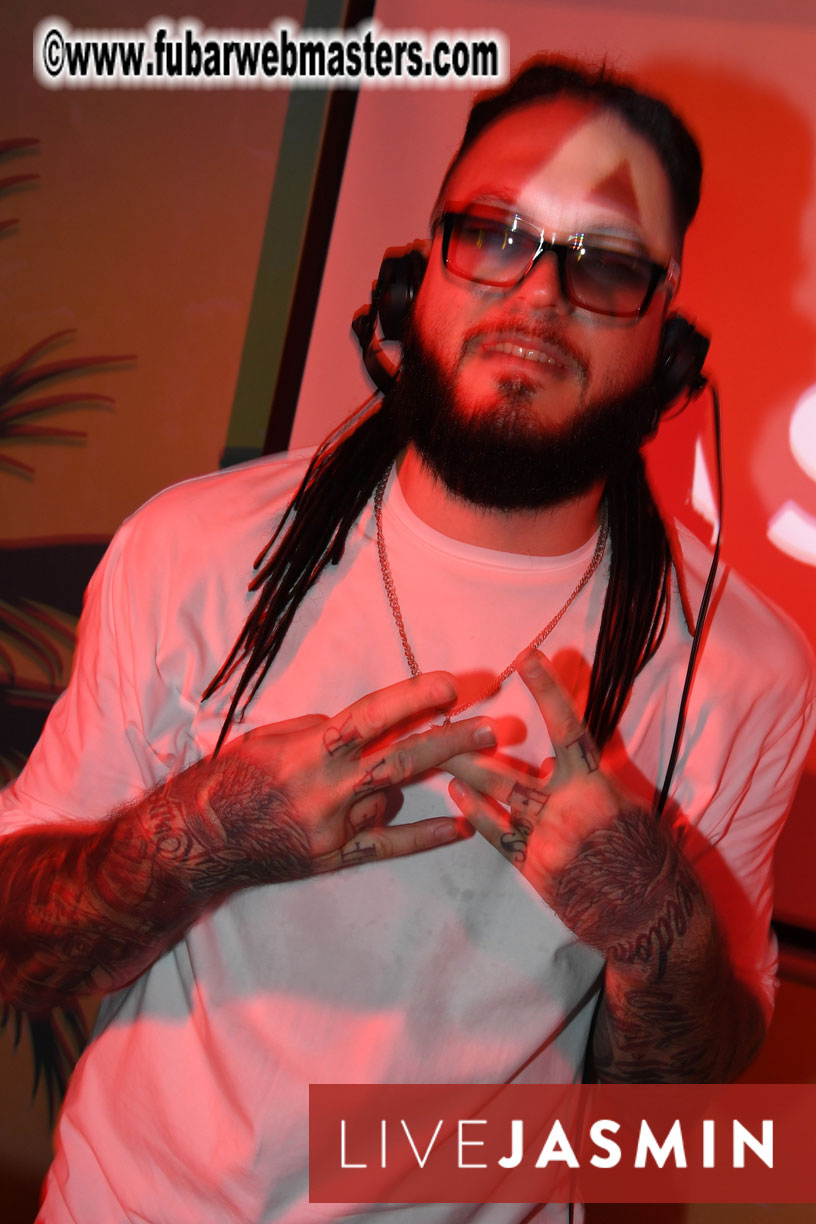 Tropical Paradise Party 