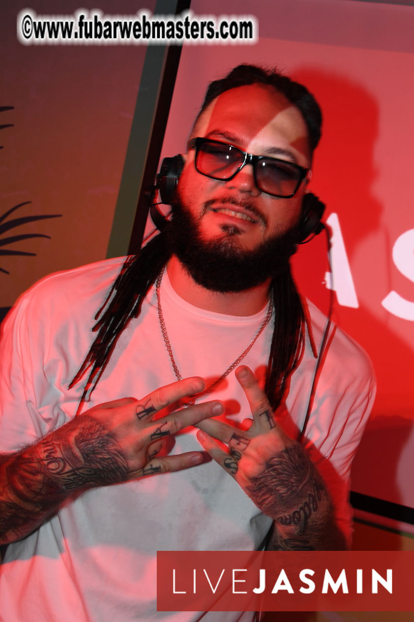 Tropical Paradise Party 