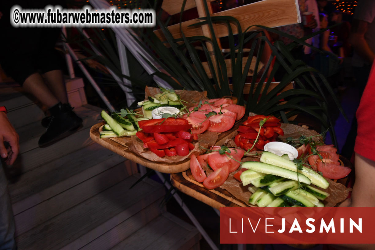 Tropical Paradise Party 