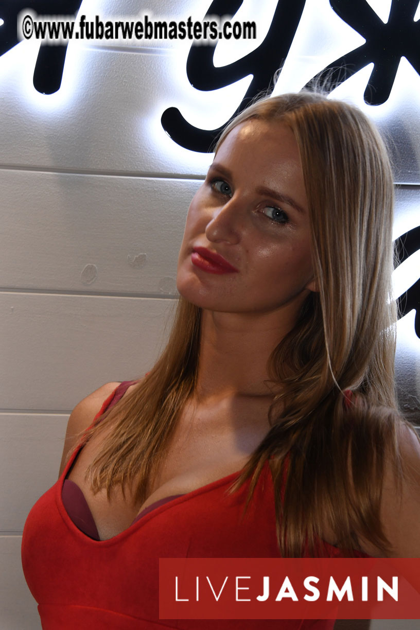 Tropical Paradise Party 