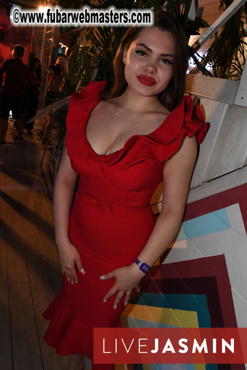 Tropical Paradise Party 