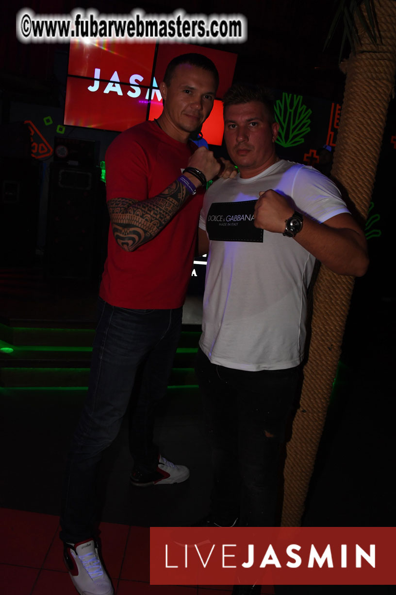 Tropical Paradise Party 