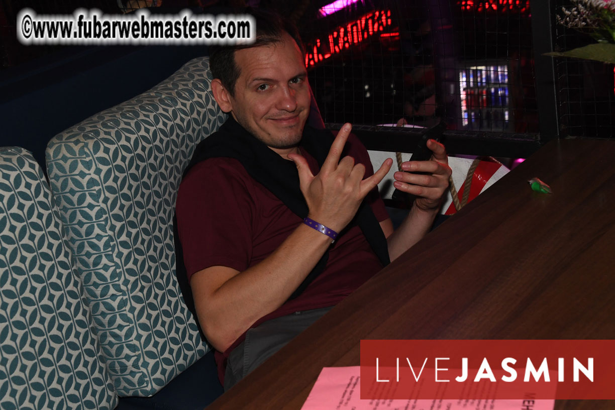 Tropical Paradise Party 