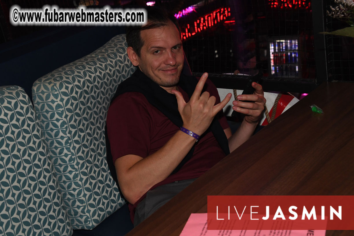 Tropical Paradise Party 