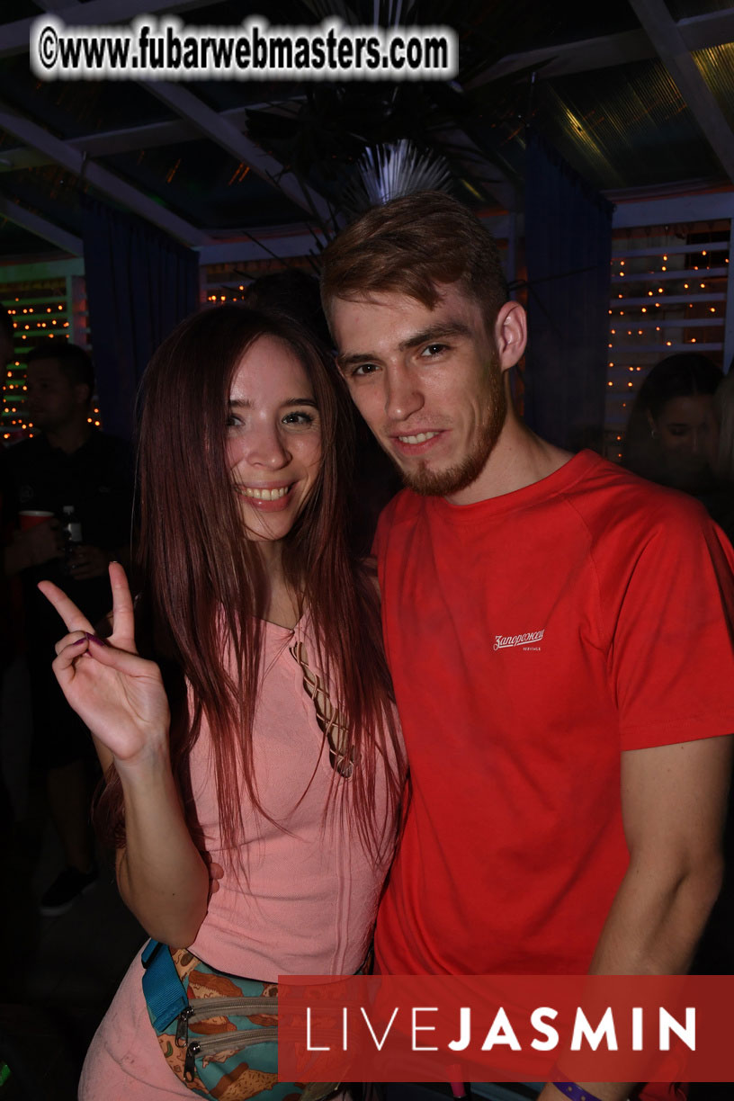 Tropical Paradise Party 