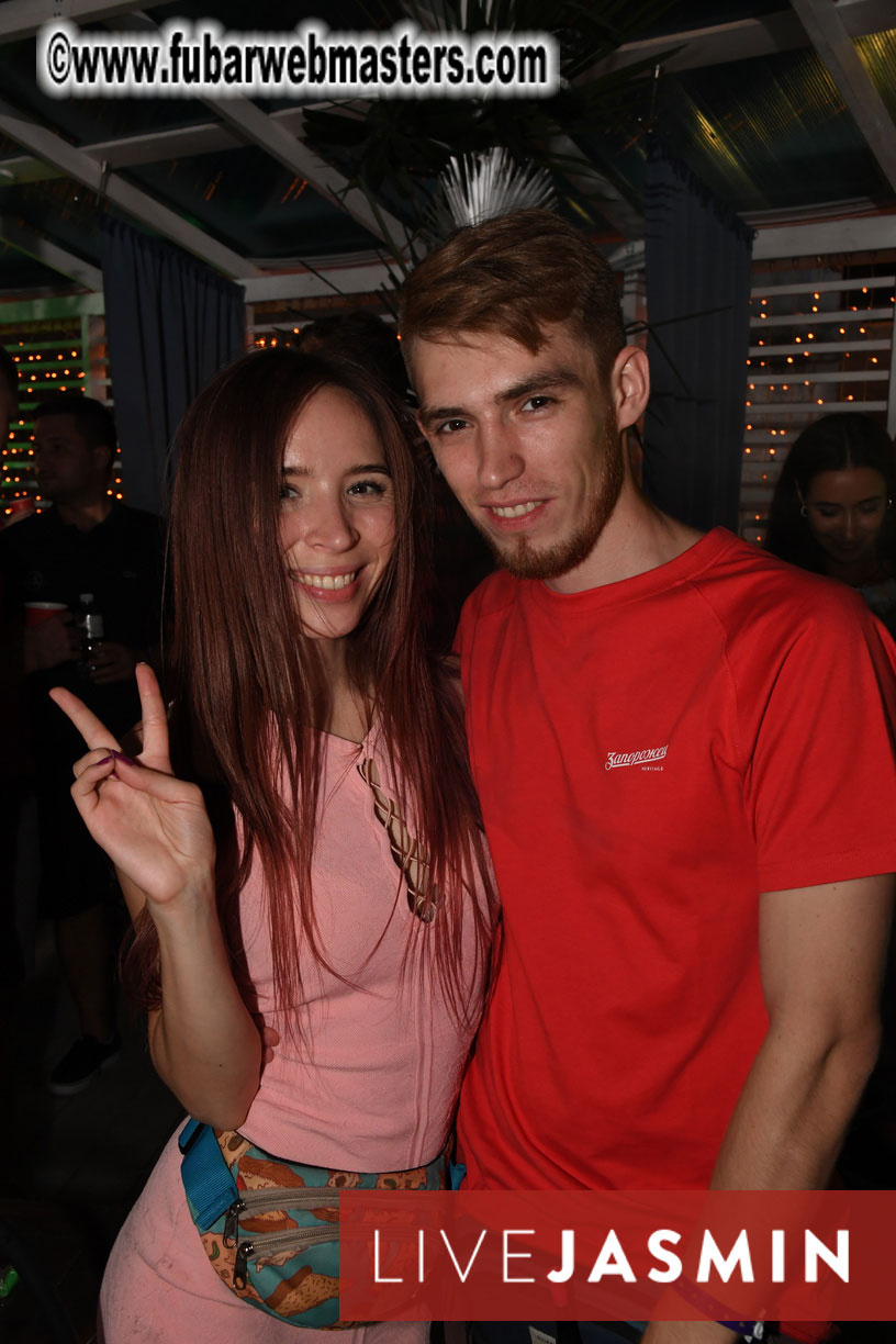 Tropical Paradise Party 