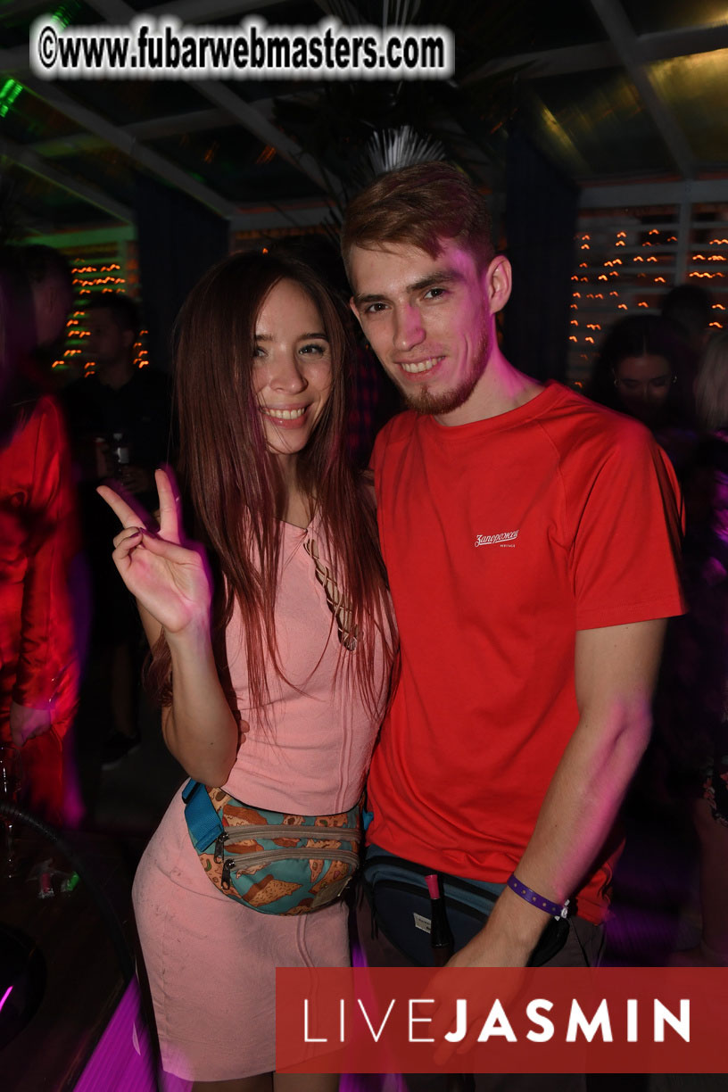 Tropical Paradise Party 