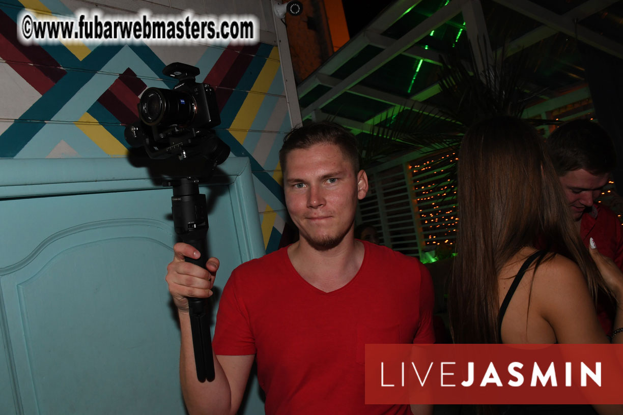 Tropical Paradise Party 