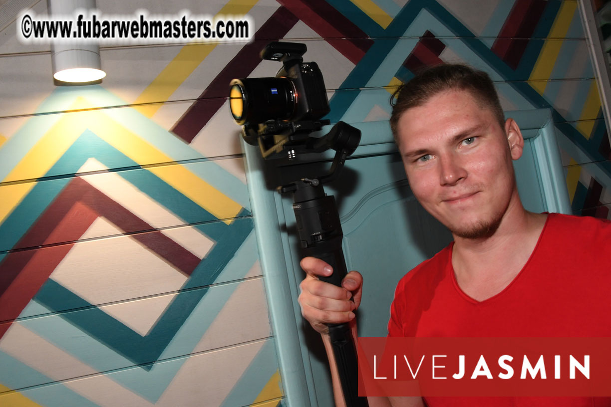 Tropical Paradise Party 