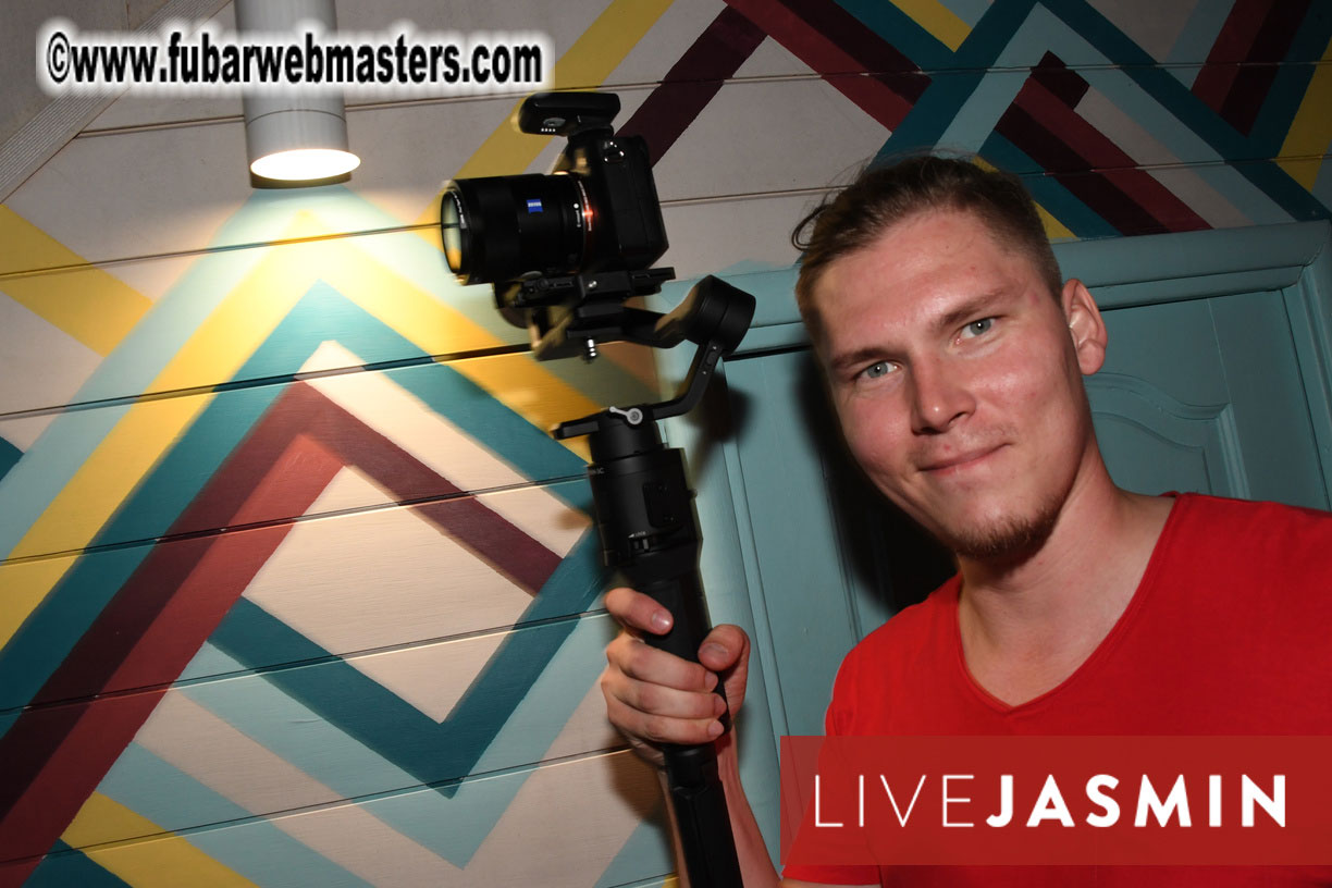 Tropical Paradise Party 