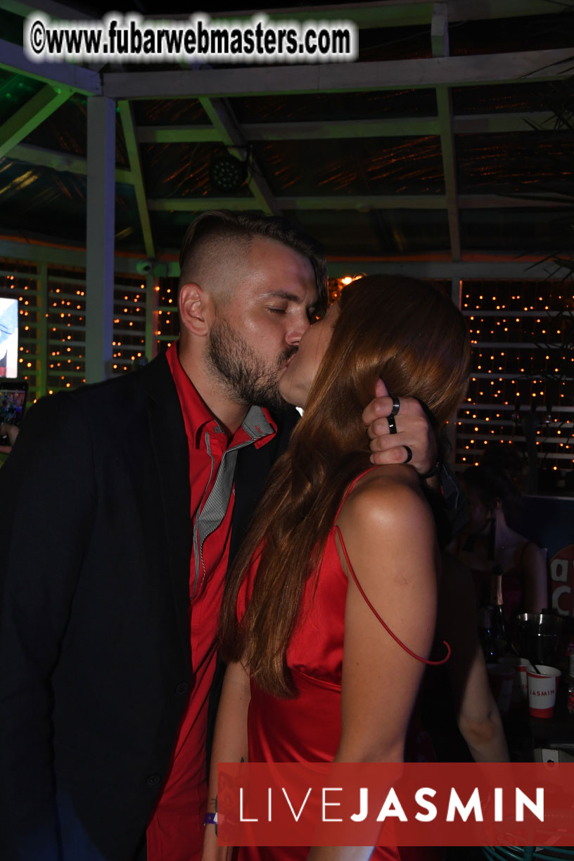 Tropical Paradise Party 