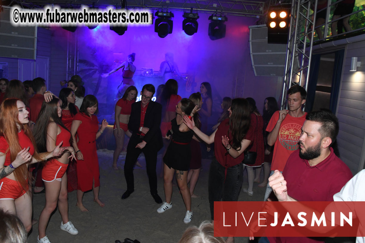 Tropical Paradise Party 