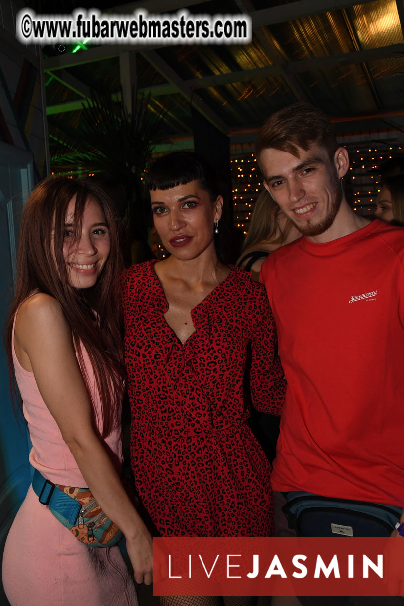 Tropical Paradise Party 