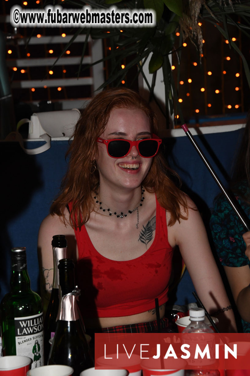 Tropical Paradise Party 