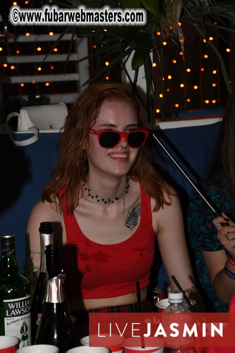 Tropical Paradise Party 