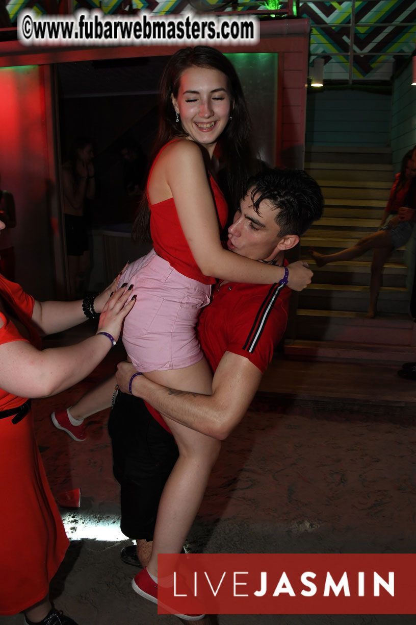 Tropical Paradise Party 