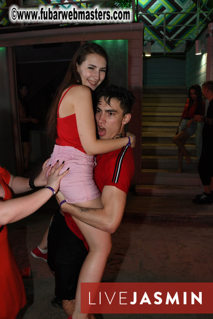 Tropical Paradise Party 