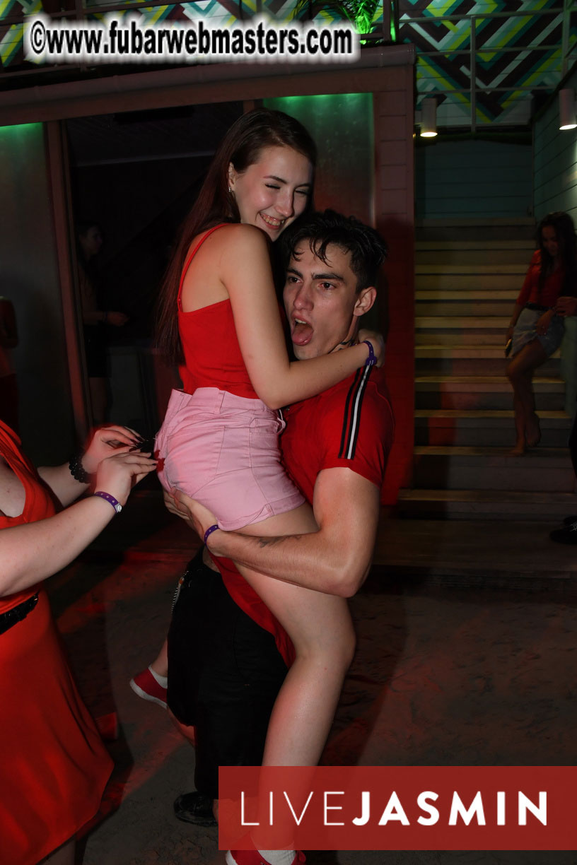 Tropical Paradise Party 