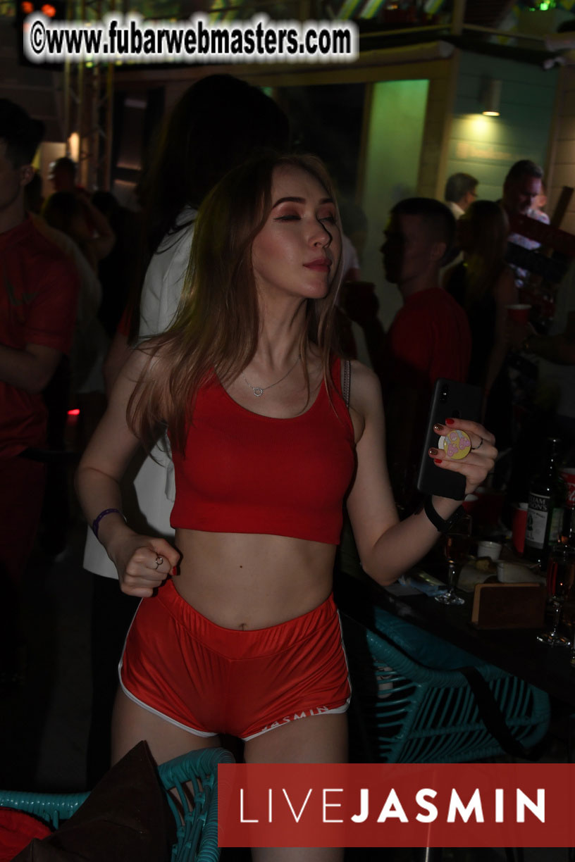 Tropical Paradise Party 