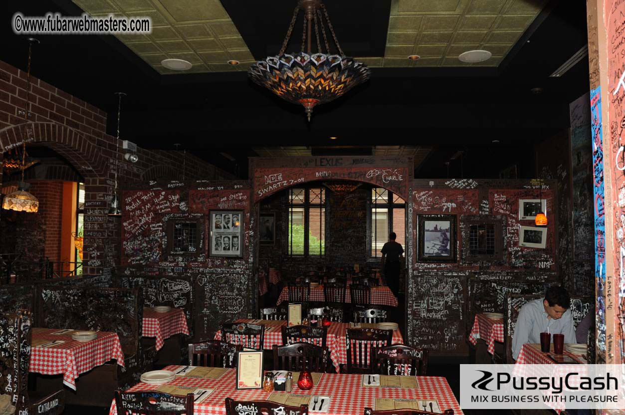 A Chicago Pizza Business-Networking Party 