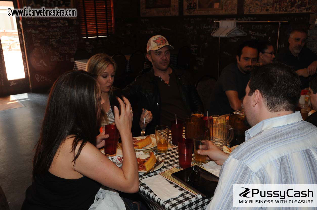 A Chicago Pizza Business-Networking Party 