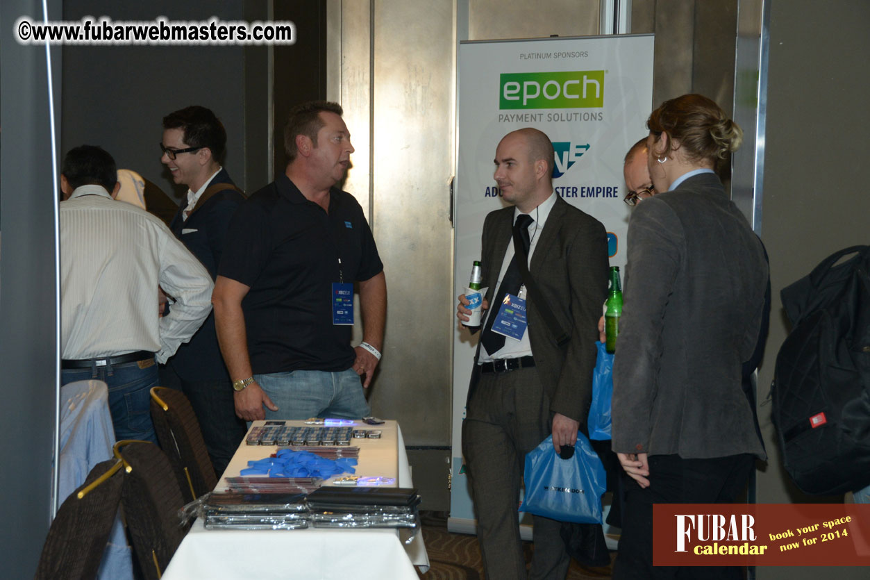 Mix & Meet + Happy Hour