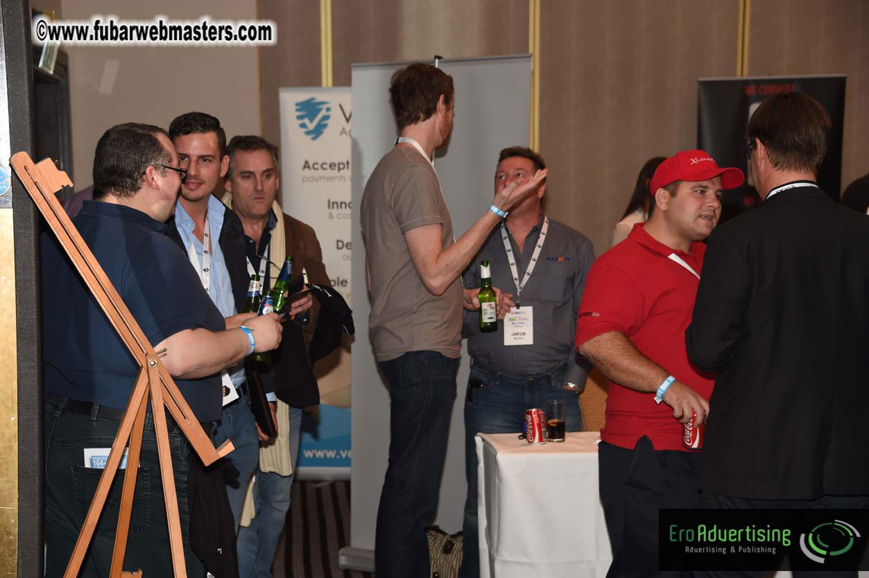 Mix & Meet + Happy Hour