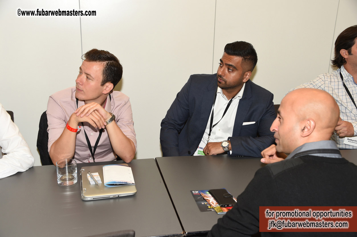 Seminars and Speed Networking