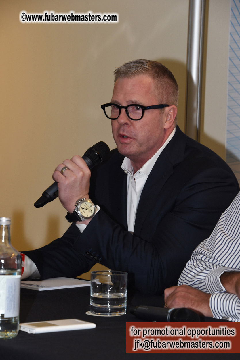 Seminars and Speed Networking