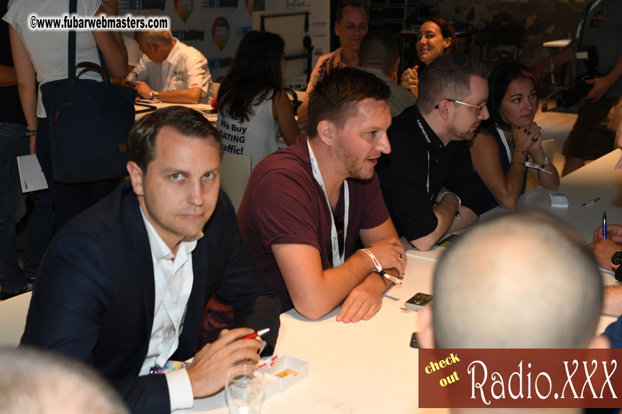 Seminars and Speed Networking