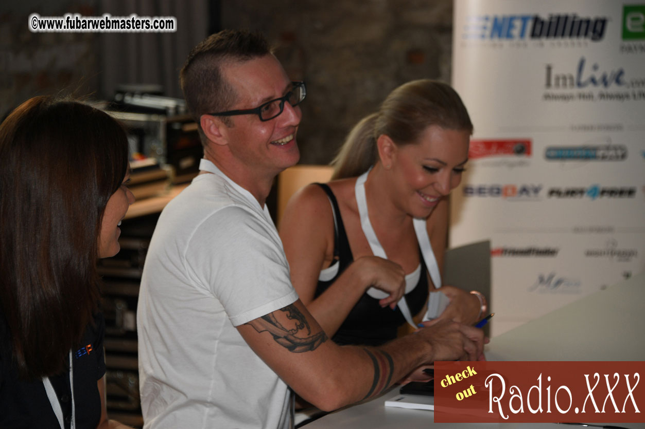 Seminars and Speed Networking